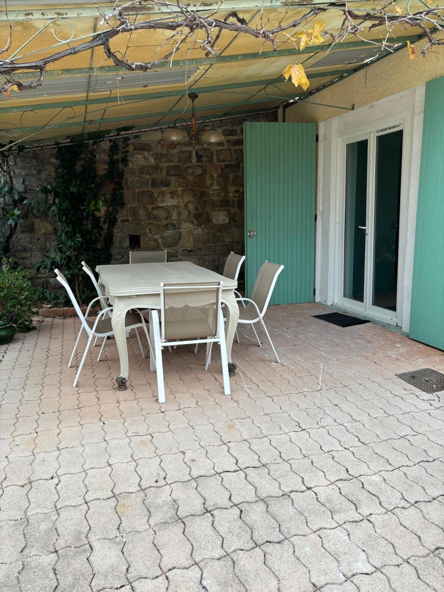 La Cigaliere 1 Charmant T1 Bis Avec Terrasse Dans Villa Sollies-Ville Exteriör bild