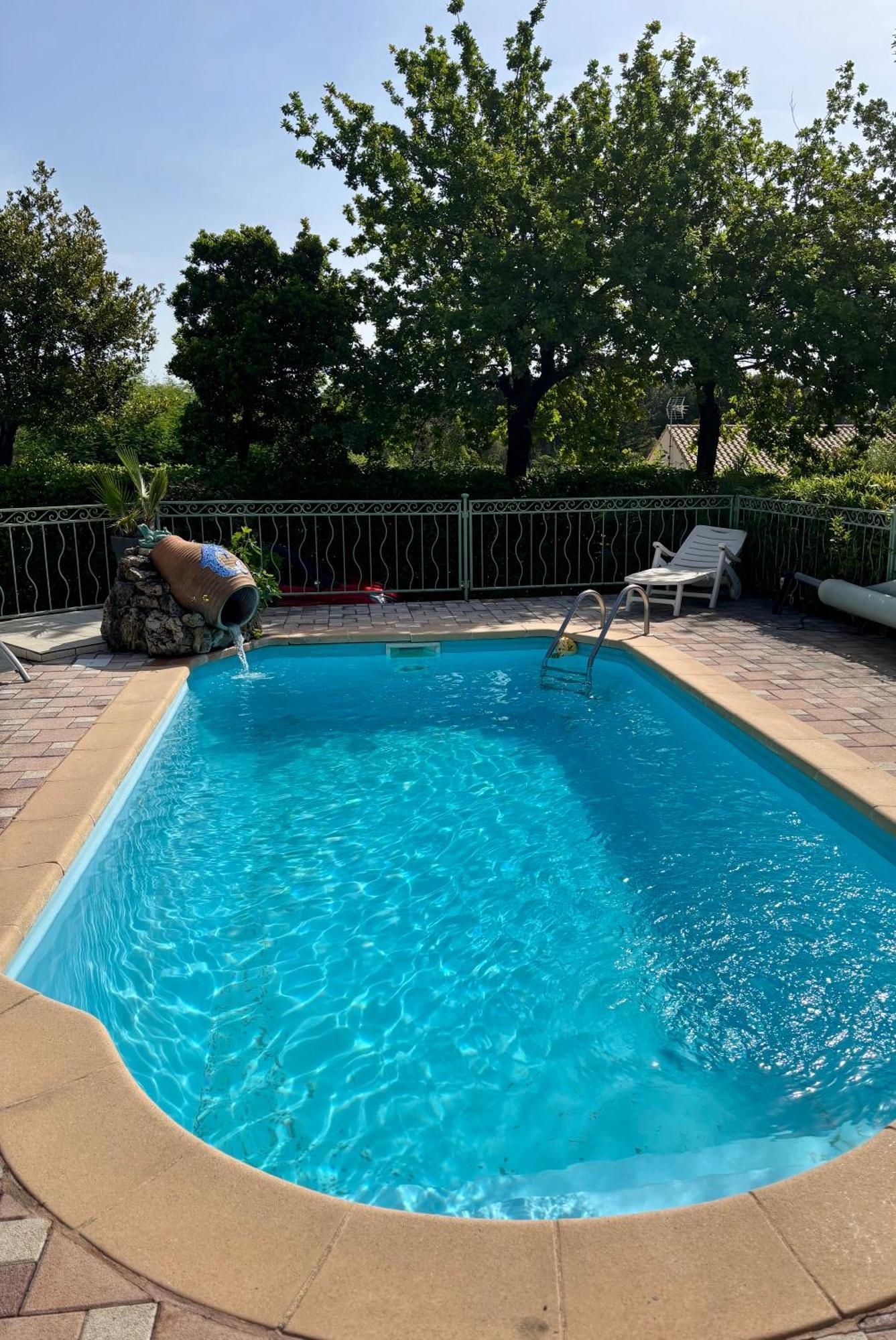La Cigaliere 1 Charmant T1 Bis Avec Terrasse Dans Villa Sollies-Ville Exteriör bild